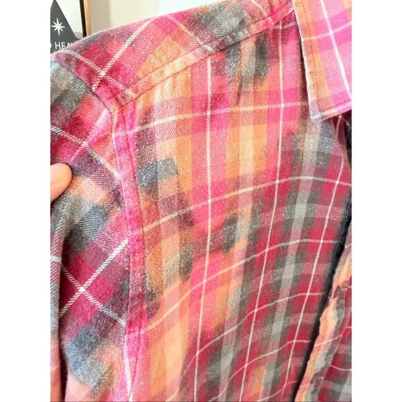 Franklin Flannels pink and gray bleached plaid flannel shirt Size Medium - Picture 3 of 6